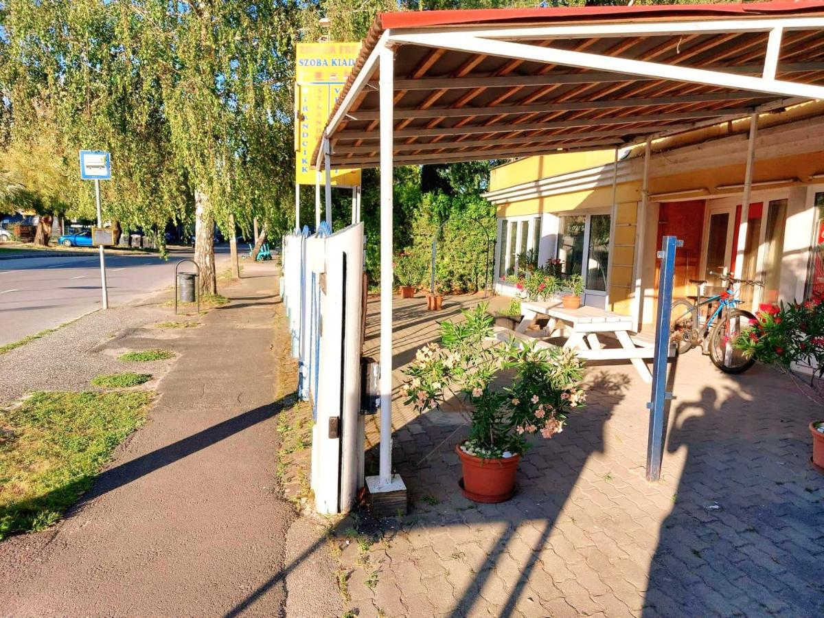Szeplak Apartman Siófok Zewnętrze zdjęcie