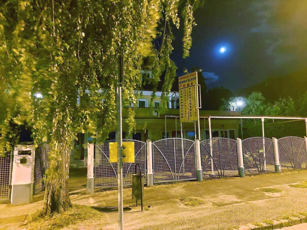 Szeplak Apartman Siófok Zewnętrze zdjęcie