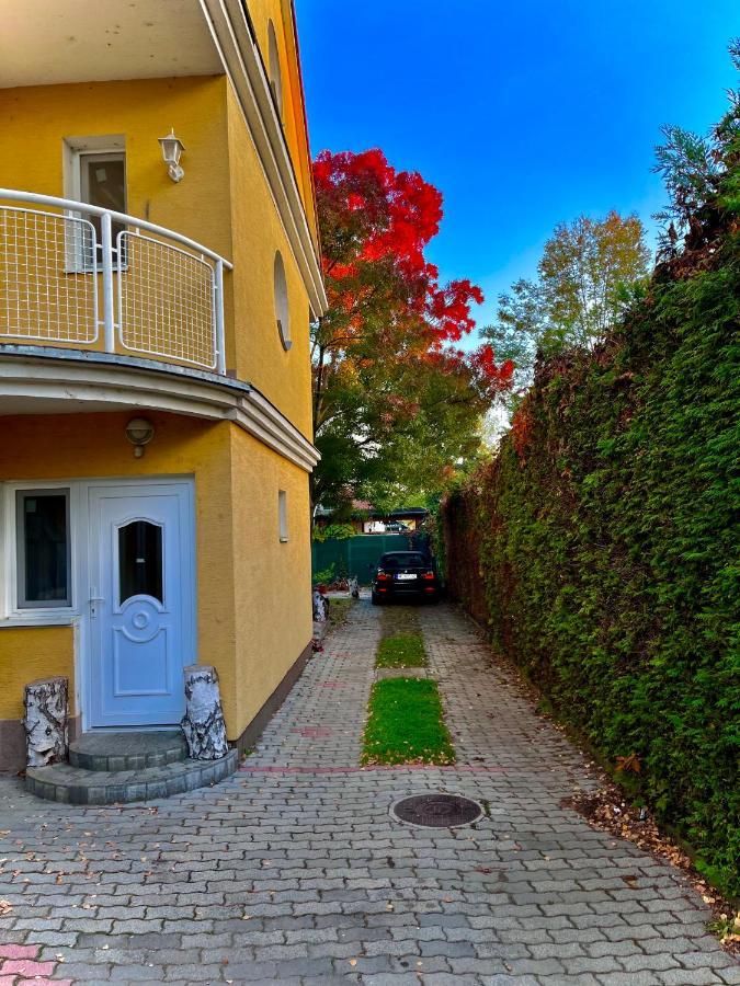 Szeplak Apartman Siófok Zewnętrze zdjęcie