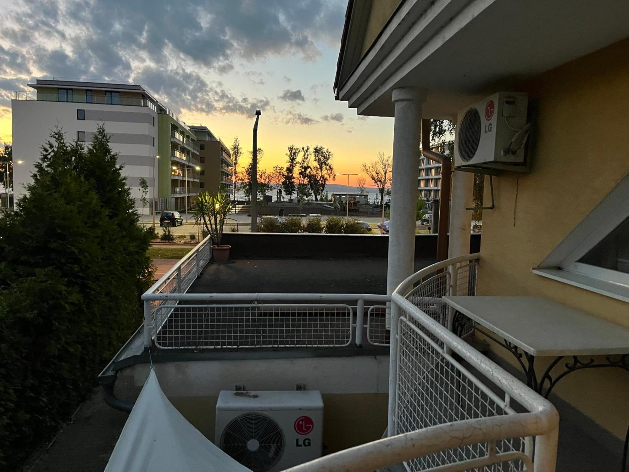 Szeplak Apartman Siófok Zewnętrze zdjęcie