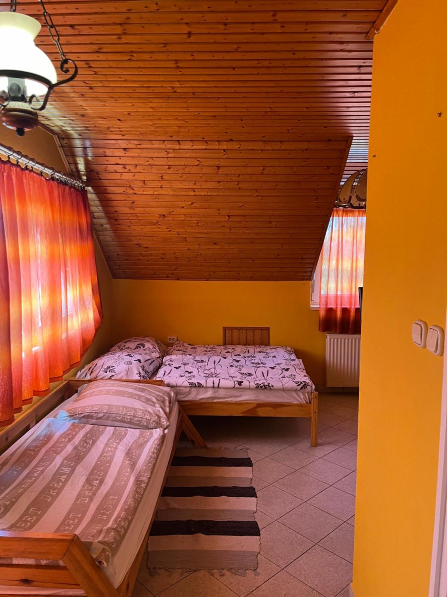 Szeplak Apartman Siófok Zewnętrze zdjęcie